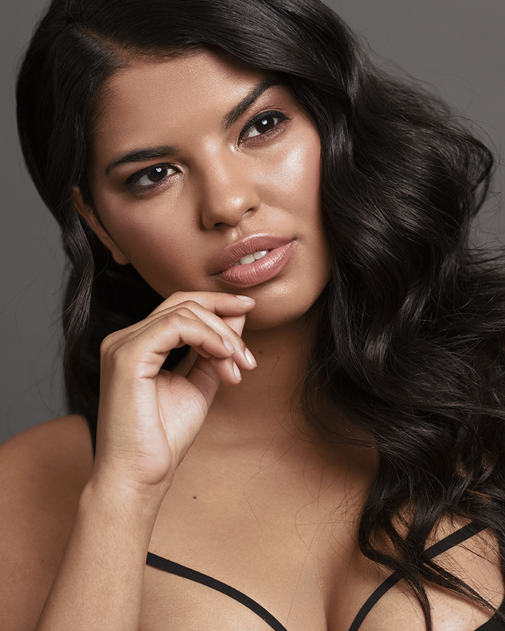 IMG Model Ingrid Medeiros headshot with wavy glamorous hair photographed by Joshua Pyles